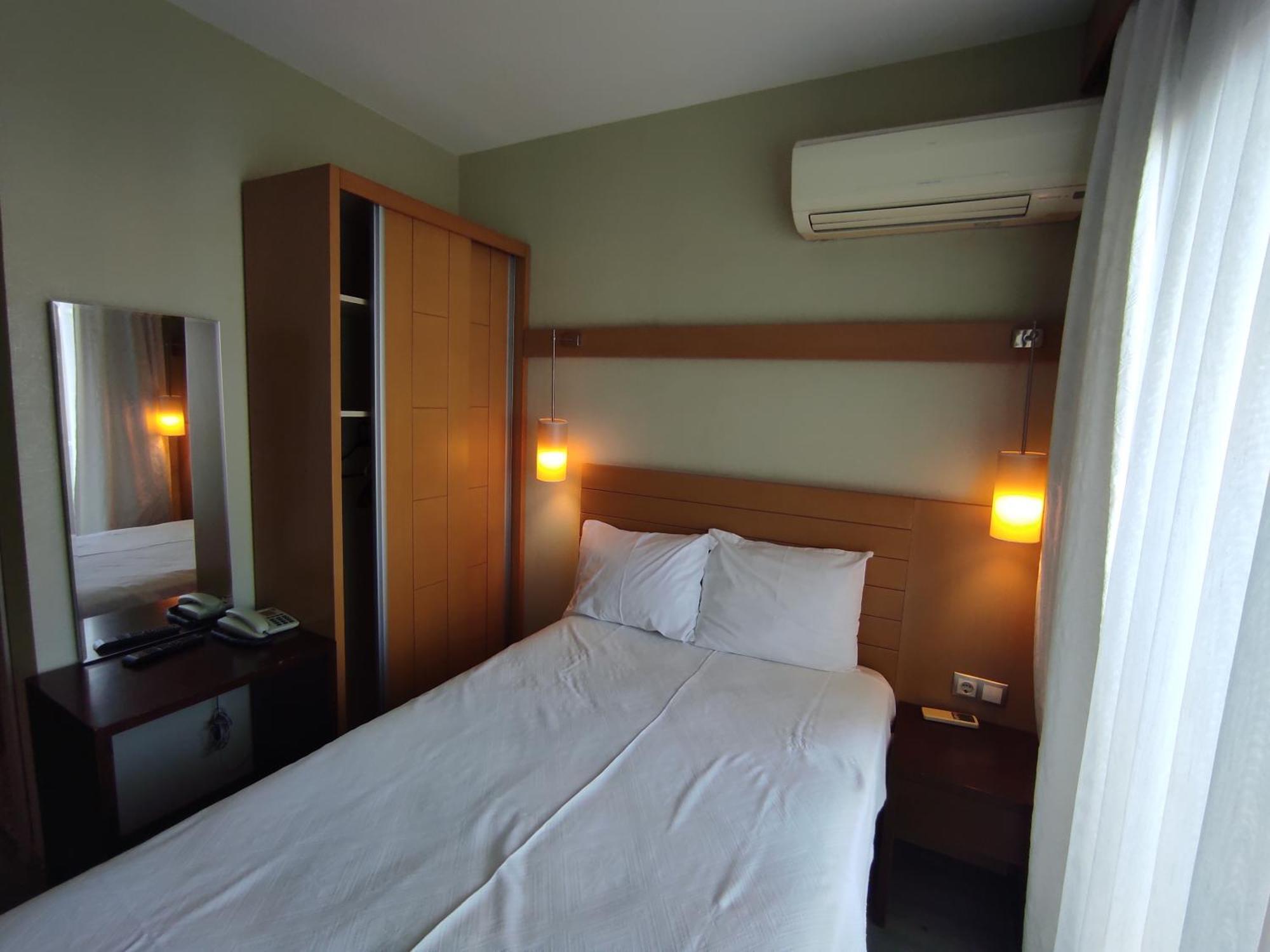 Cilek Marina Otel Çeşme Luaran gambar