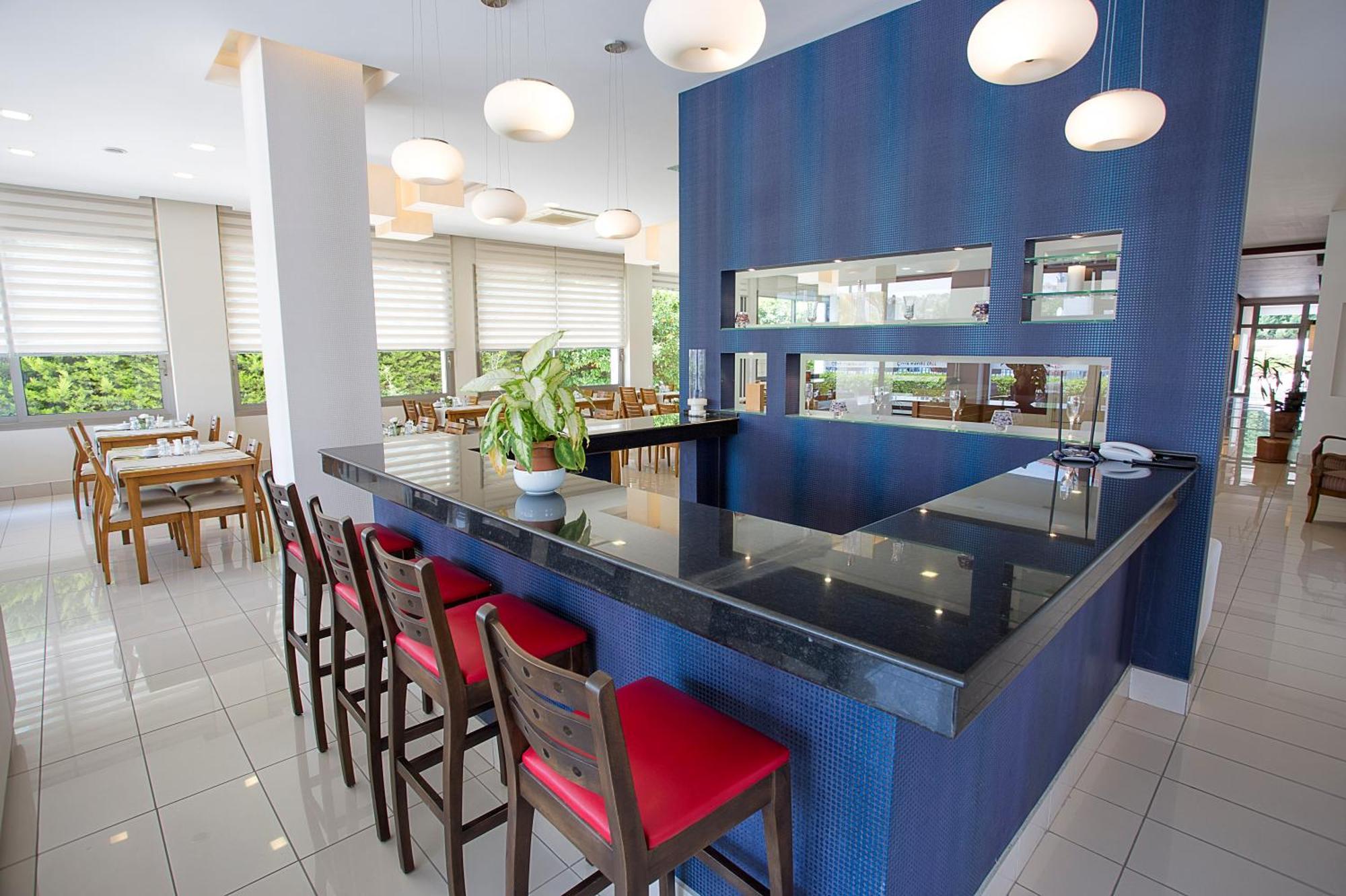 Cilek Marina Otel Çeşme Luaran gambar