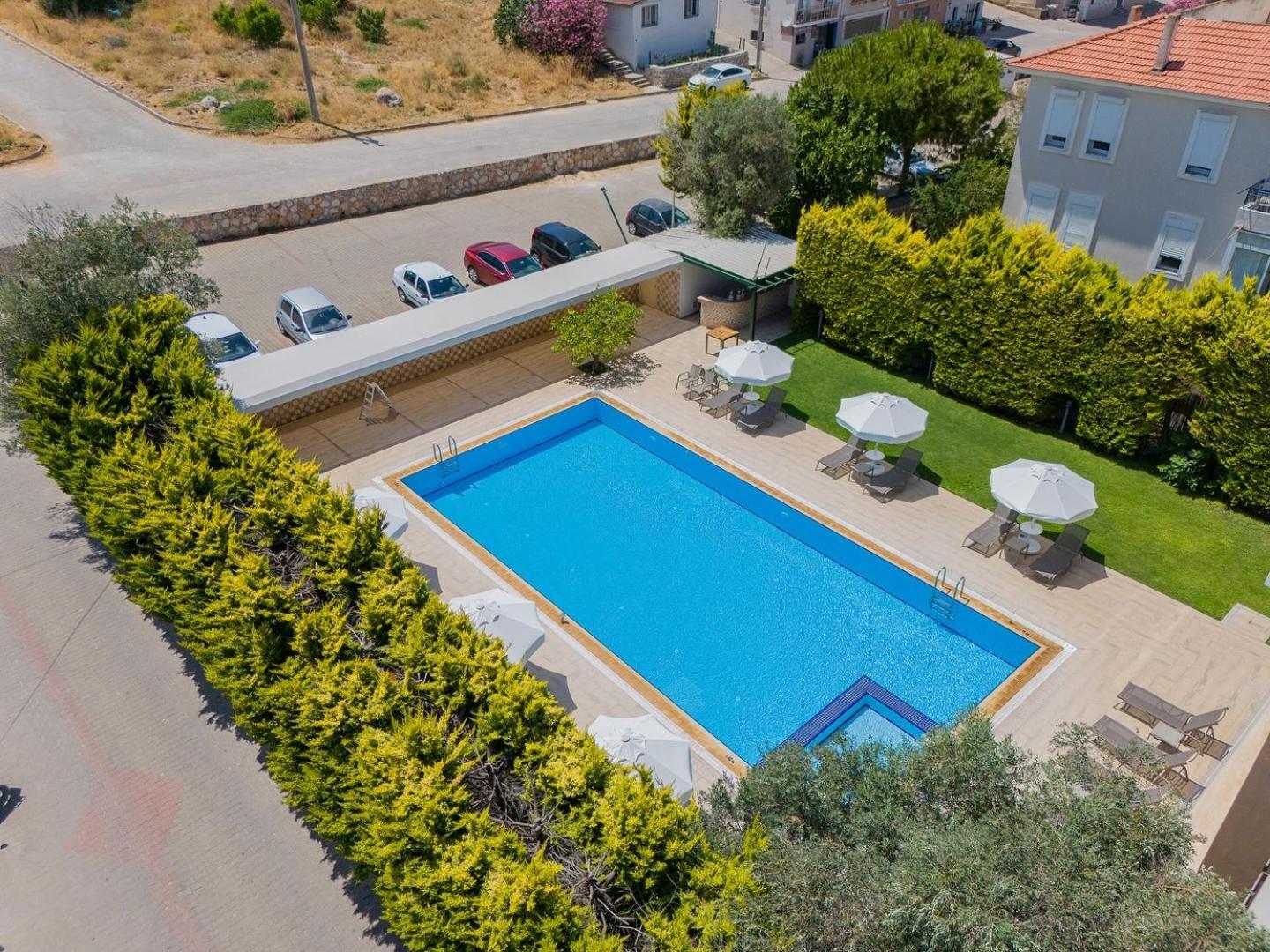 Cilek Marina Otel Çeşme Luaran gambar