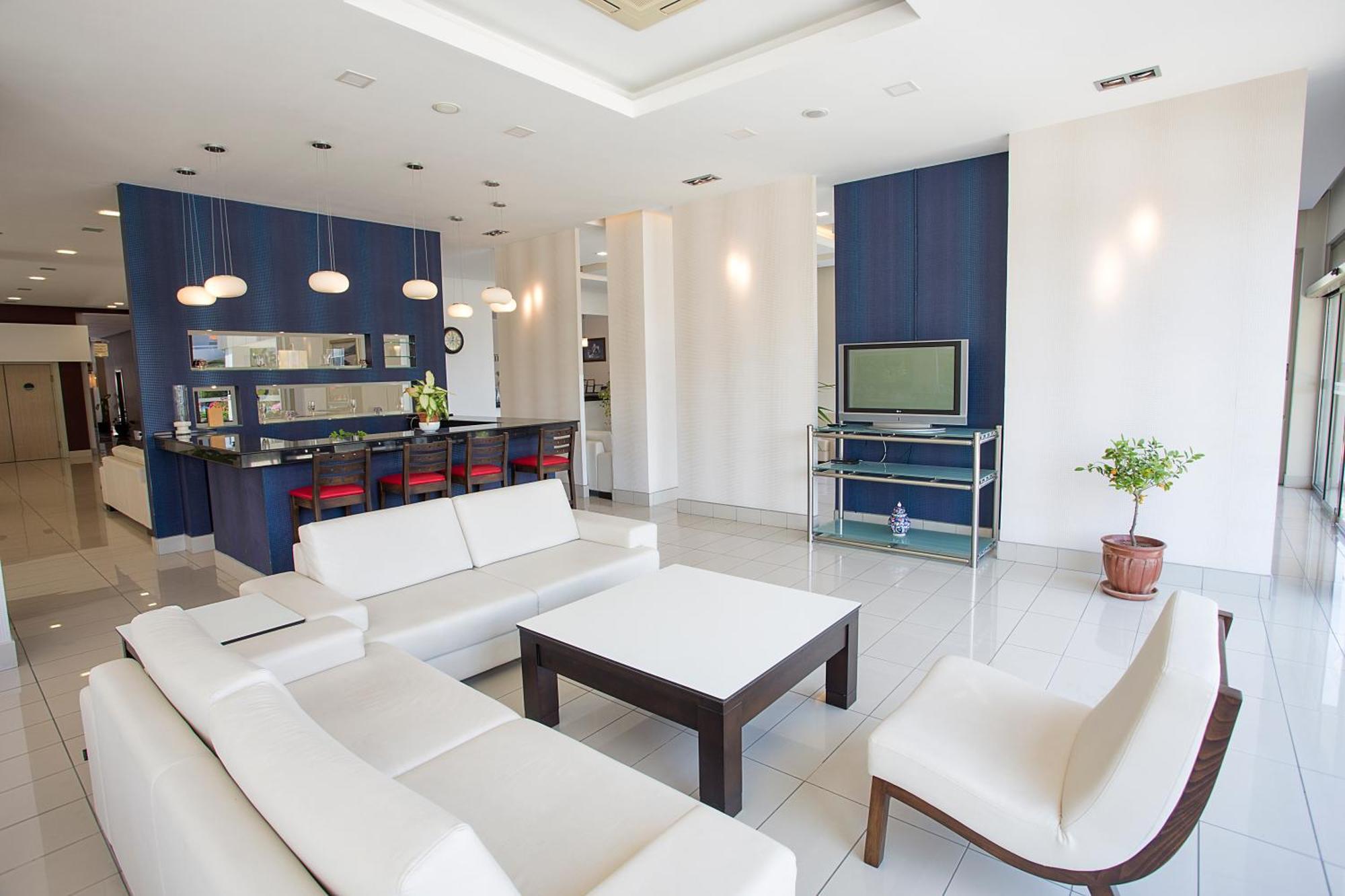 Cilek Marina Otel Çeşme Luaran gambar