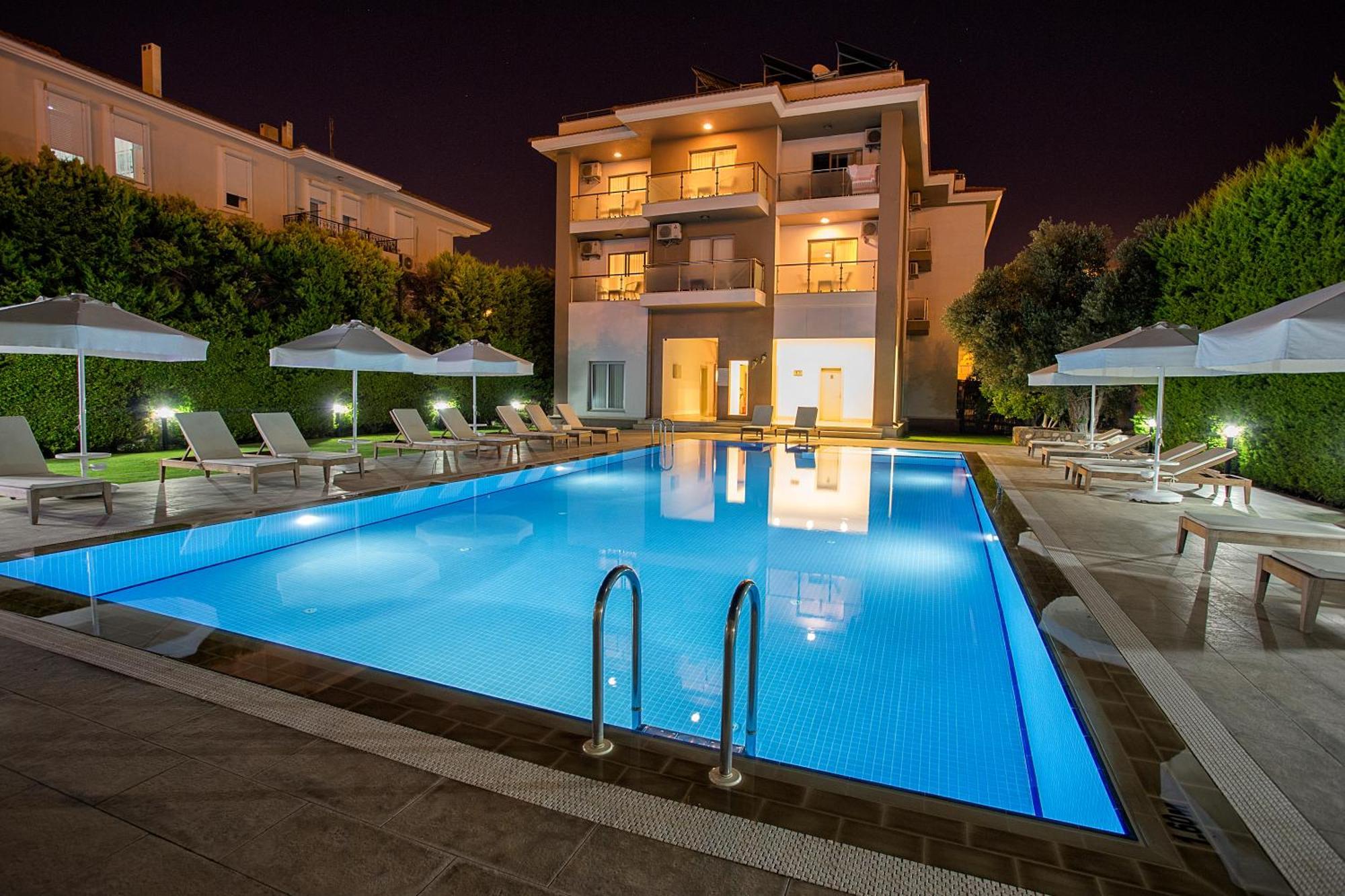 Cilek Marina Otel Çeşme Luaran gambar